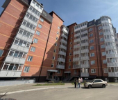 2-комн, 65кв м, этаж 3/8 проспект Дружбы Народов, 41