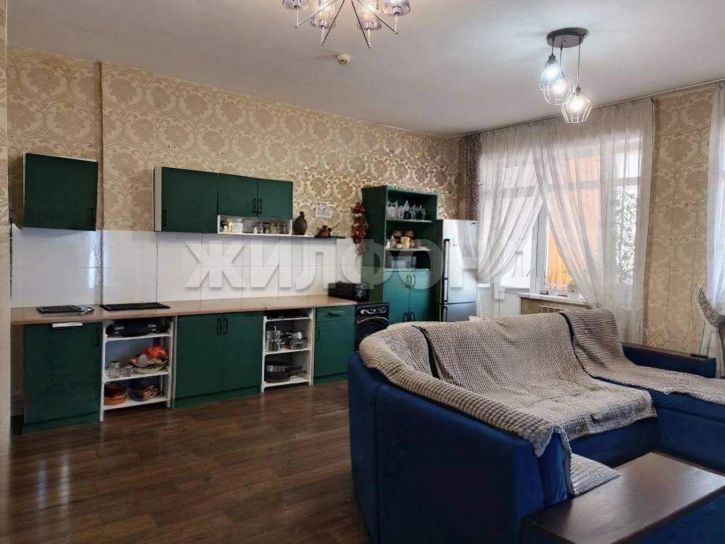 3-комн квартира Кирова ул., д.112