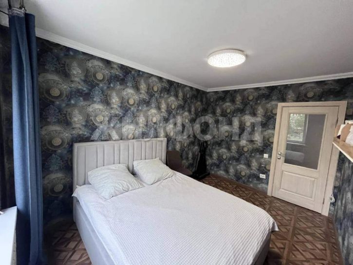 2-комн квартира Крылова ул., д.106к2