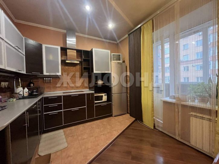 3-комн квартира Бограда ул., д.135