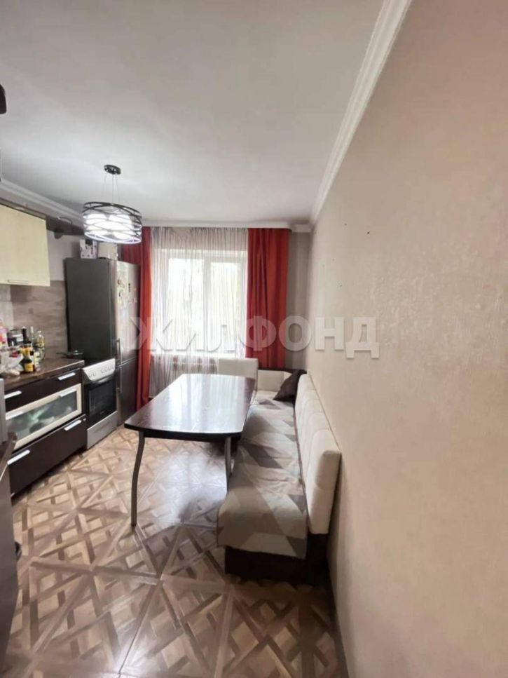 2-комн квартира Крылова ул., д.106к2