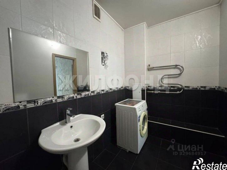 3-комн квартира улица Богдана Хмельницкого, 152,  д. 152