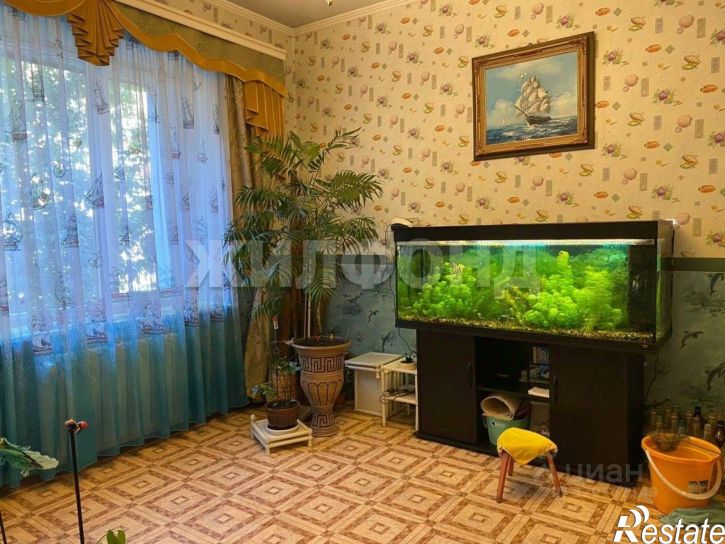 4-комн квартира ул Вяткина, 33а,  д. 33а