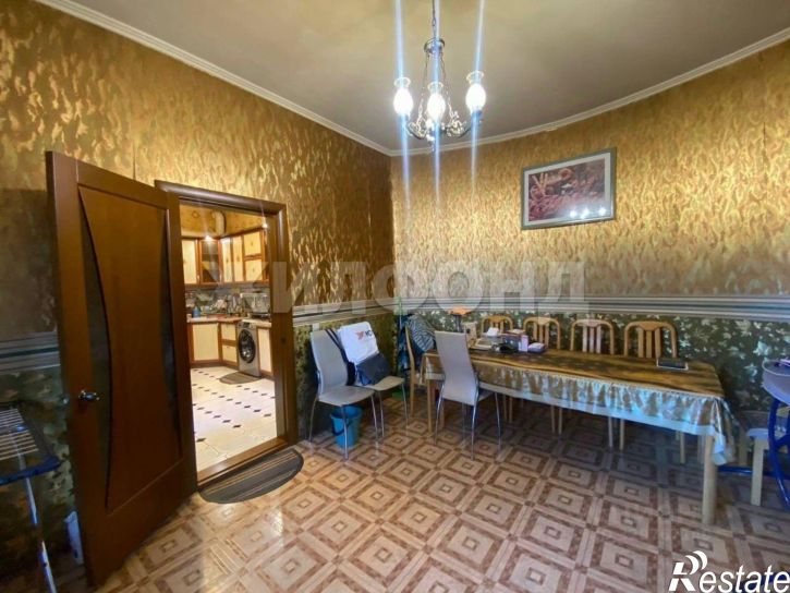 4-комн квартира ул Вяткина, 33а,  д. 33а