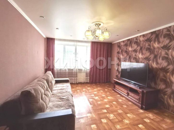 3-комн квартира Чкалова ул., д.13а