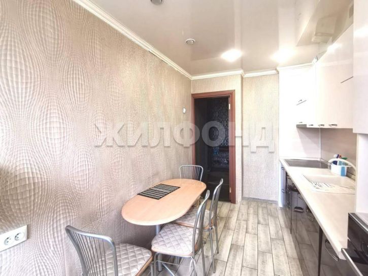 3-комн квартира Чкалова ул., д.13а