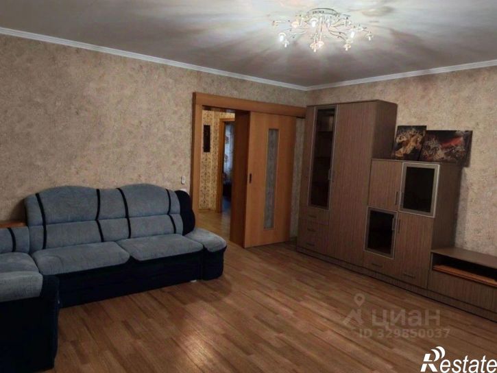 3-комн квартира ул Пирятинская, 38,  д. 38
