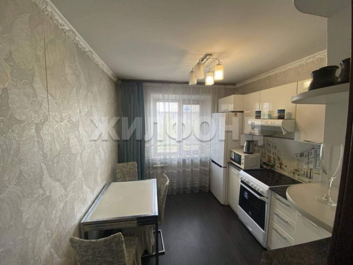 2-комн квартира Пирятинская ул., д.17А