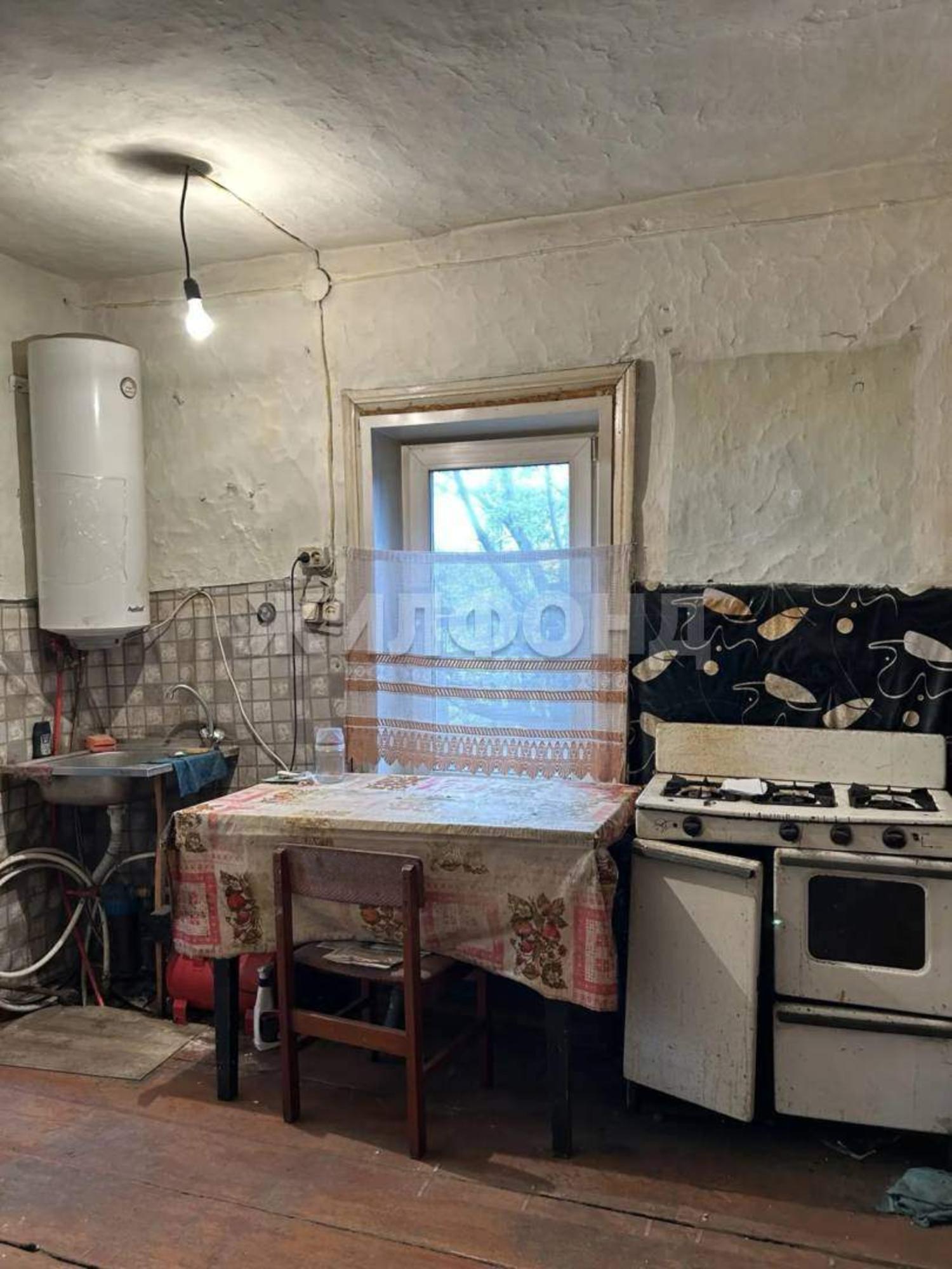 Купить дачу, дом, коттедж за 4 500 000 рублей на Димитрова ул.