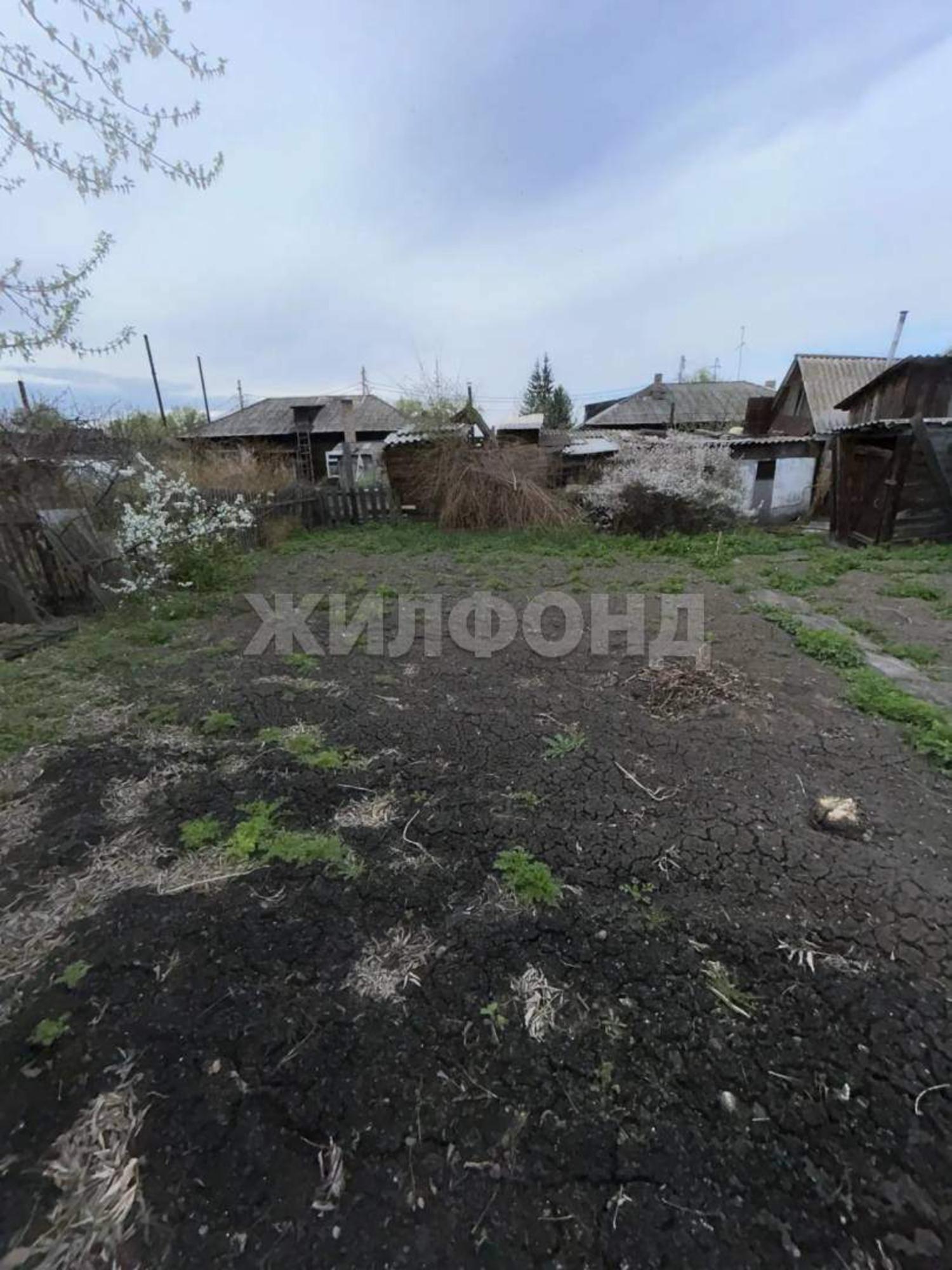Купить дачу, дом, коттедж за 4 500 000 рублей на Димитрова ул.