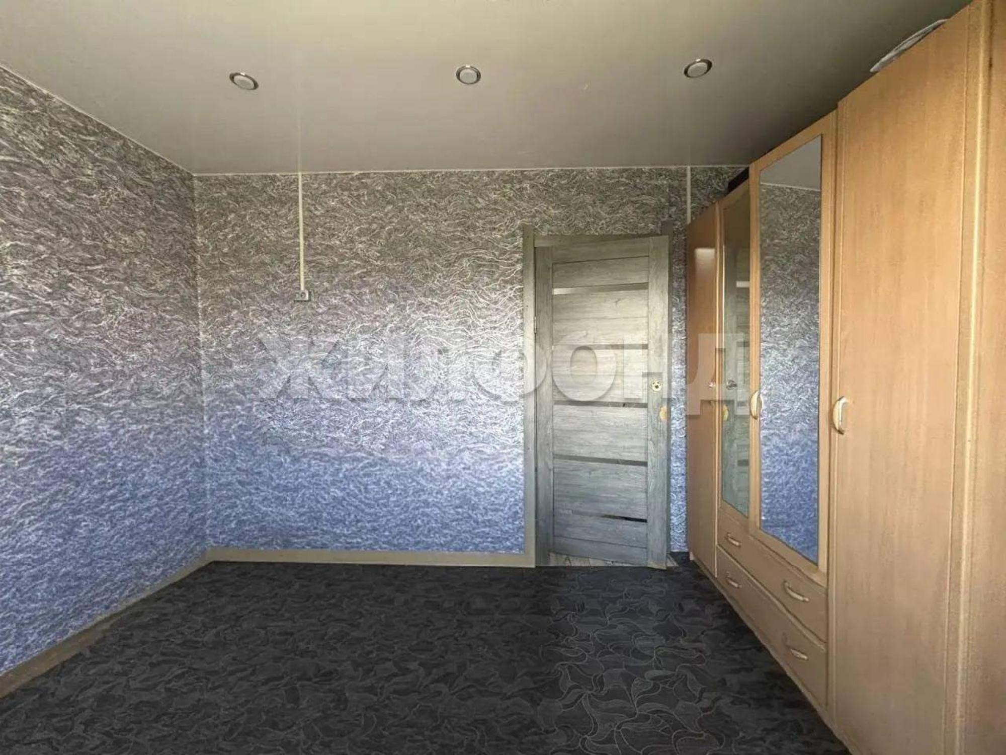 Купить дачу, дом, коттедж за 9 990 000 рублей на Димитрова ул.