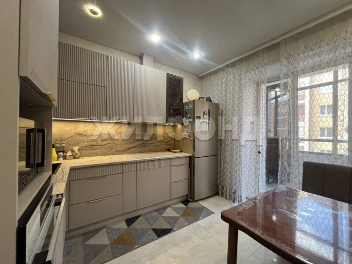 2-комн квартира Авиаторов ул., д.6
