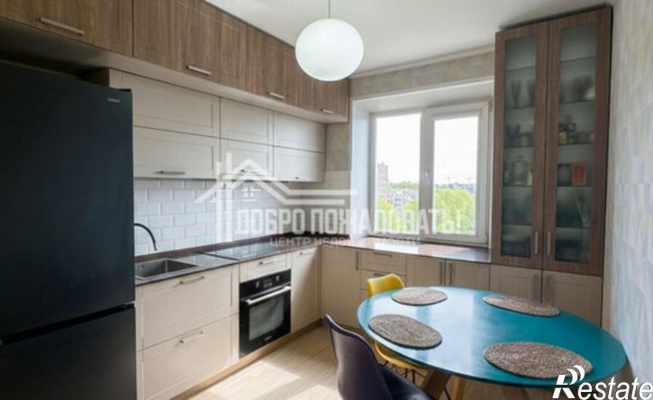 4-комн квартира пр-кт Дружбы Народов, 27,  д. 27