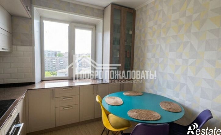 4-комн квартира пр-кт Дружбы Народов, 27,  д. 27
