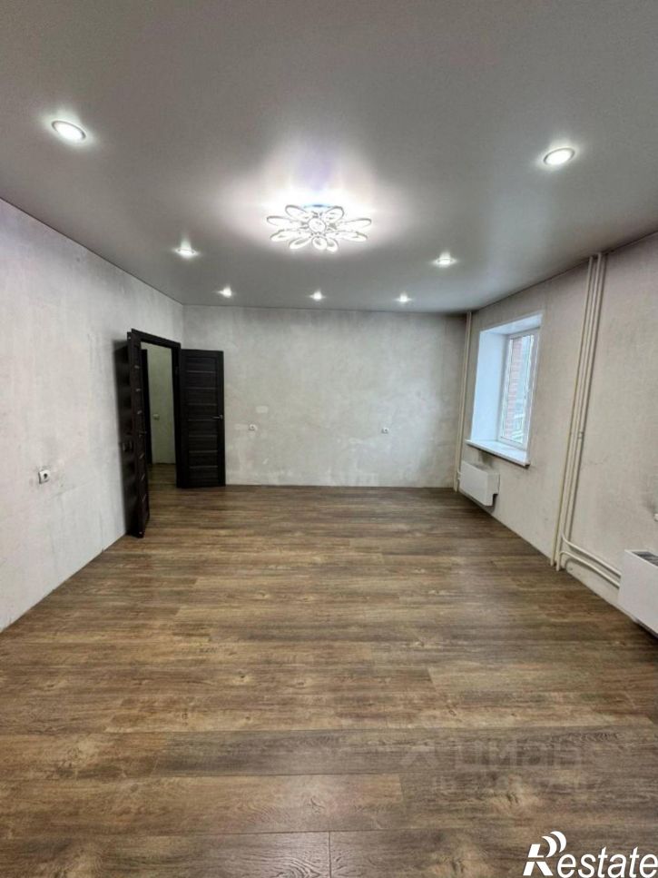 2-комн квартира улица Крылова, 46,  д. 46