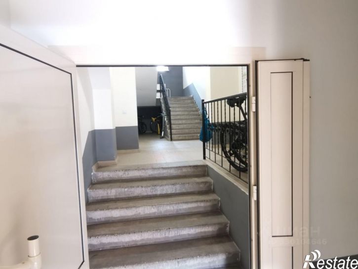 1-комн квартира улица Авиаторов, 8,  д. 8