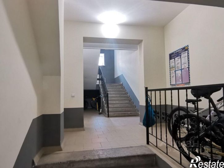 1-комн квартира улица Авиаторов, 8,  д. 8