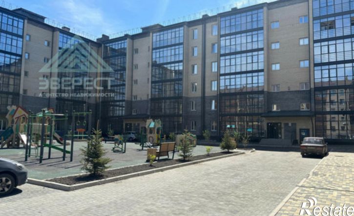 2-комн квартира улица Авиаторов, 1Г,  д. 1Г