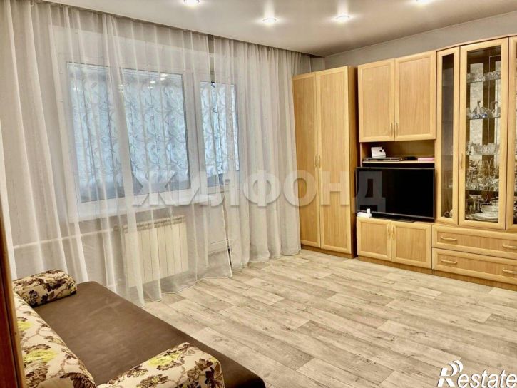 2-комн квартира улица Кати Перекрещенко, 24,  д. 24