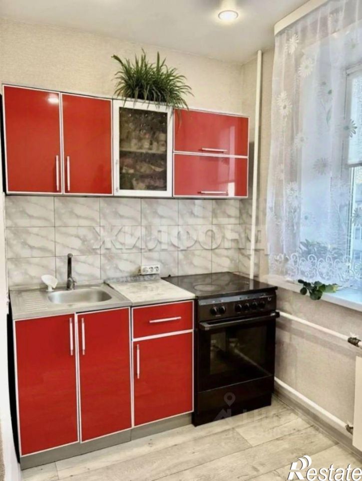 2-комн квартира улица Кати Перекрещенко, 24,  д. 24