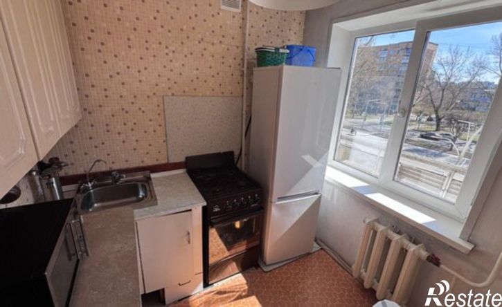 4-комн квартира проспект Дружбы Народов, 8,  д. 8