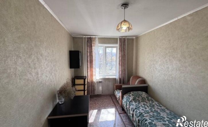 4-комн квартира проспект Дружбы Народов, 8,  д. 8