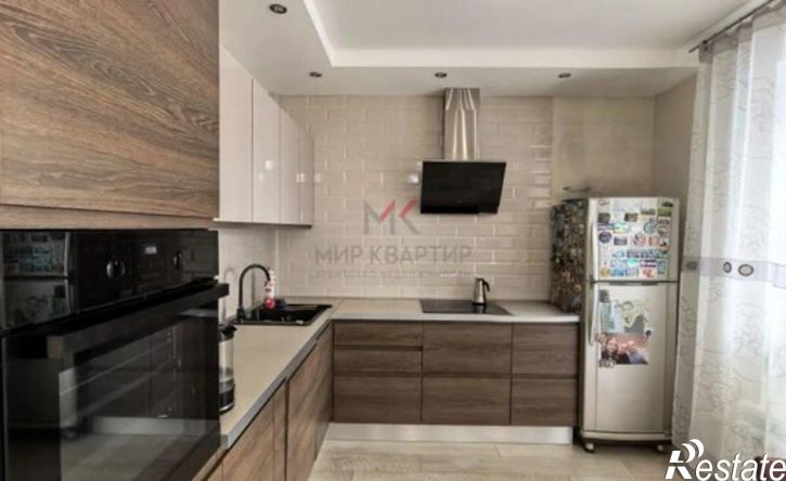 3-комн квартира пр-кт Дружбы Народов, 43,  д. 43