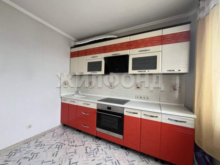 2-комн квартира Крылова ул., д.102