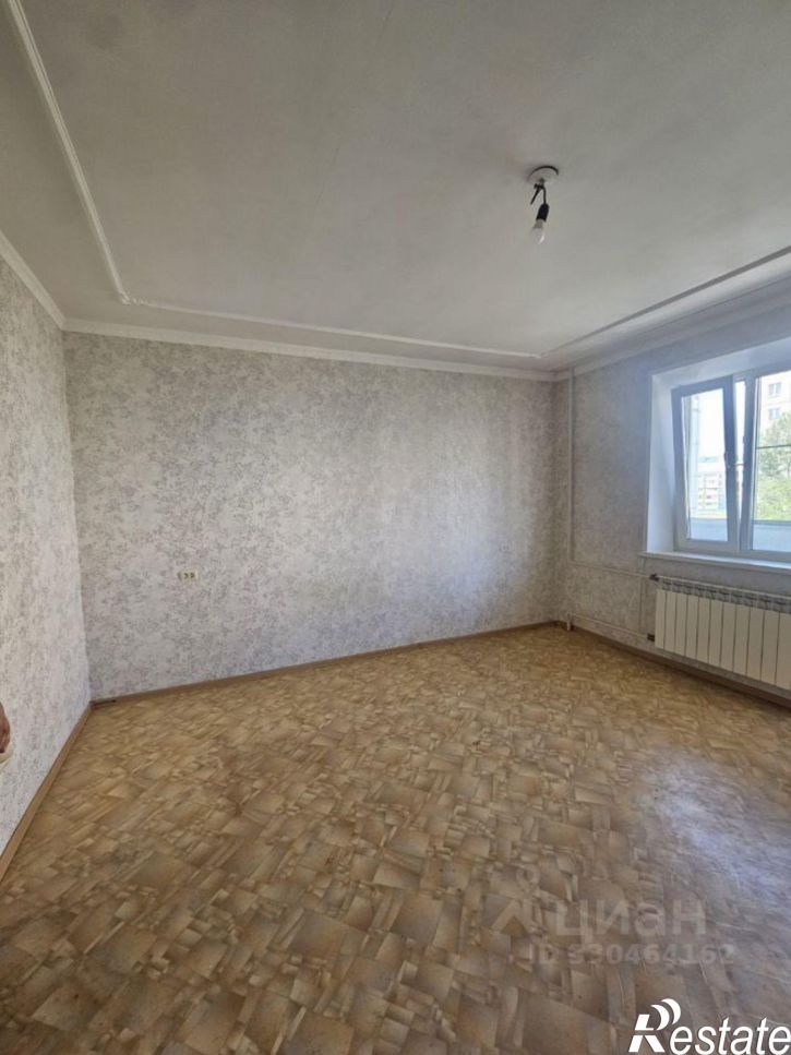 2-комн квартира улица Крылова, 106 к3,  д. 106 к3