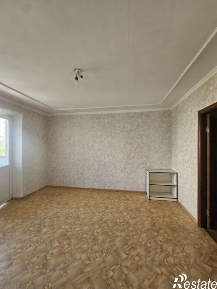 2-комн квартира улица Крылова, 106 к3,  д. 106 к3