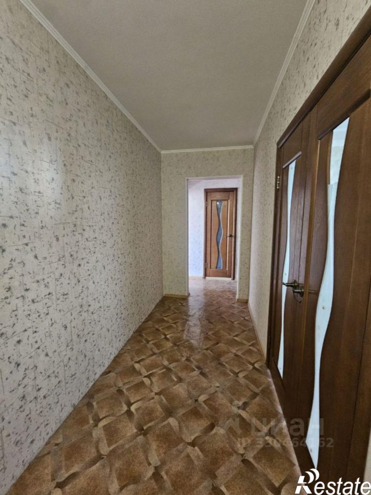 2-комн квартира улица Крылова, 106 к3,  д. 106 к3