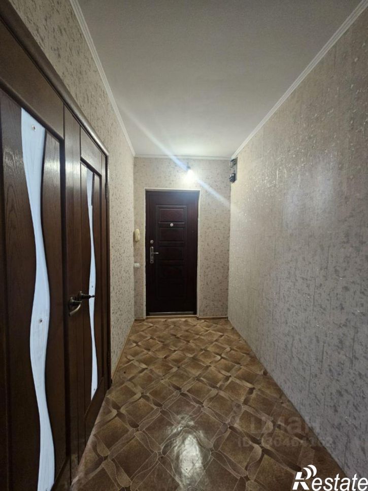 2-комн квартира улица Крылова, 106 к3,  д. 106 к3