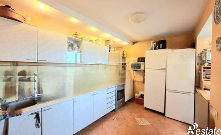 4-комн квартира ул Торосова, 17,  д. 17
