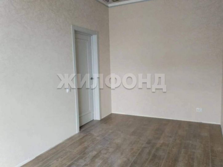 2-комн квартира Генерала Тихонова ул., д.7