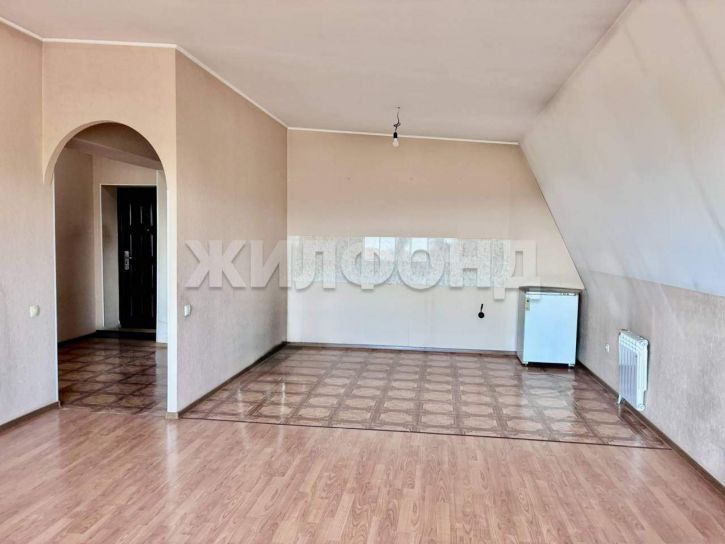 2-комн квартира Комарова ул., д.24