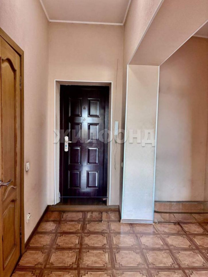 2-комн квартира Комарова ул., д.24