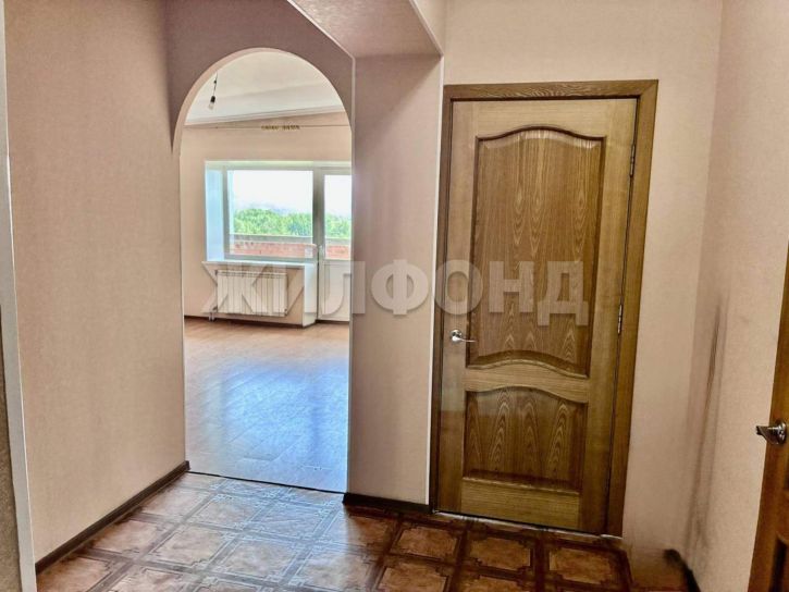 2-комн квартира Комарова ул., д.24