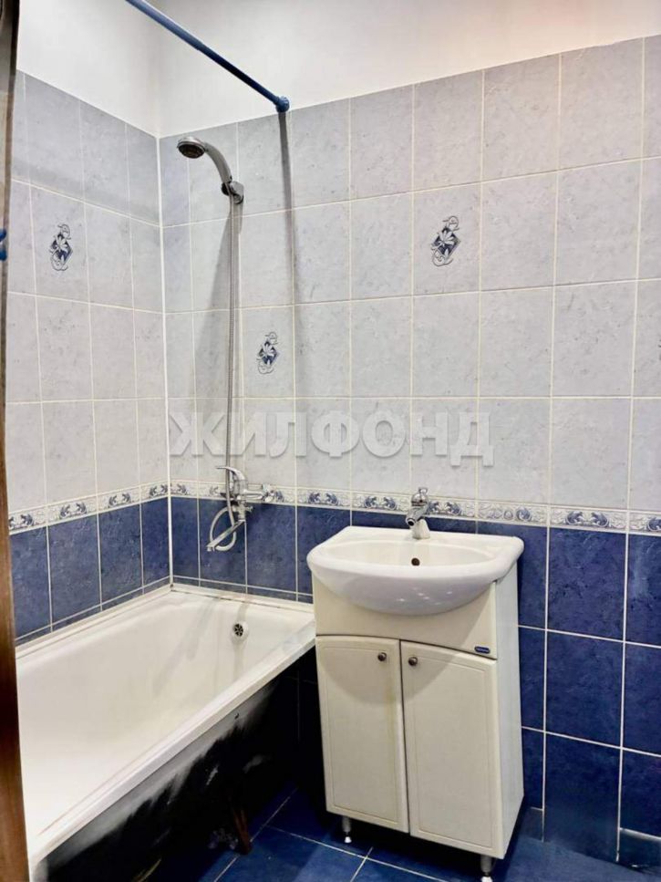 2-комн квартира Комарова ул., д.24