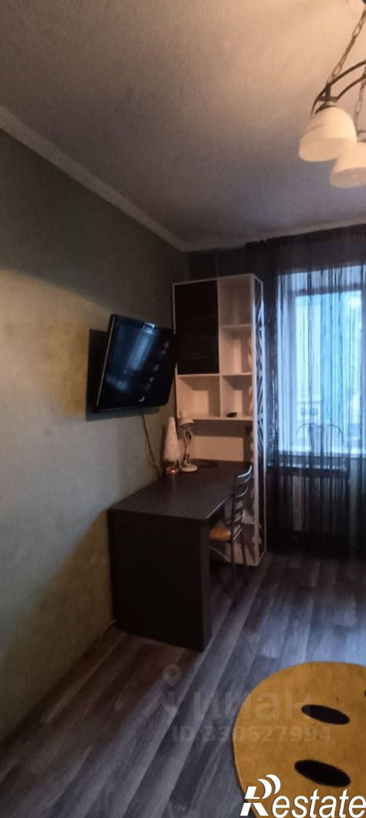 2-комн квартира улица Торосова, 8,  д. 8