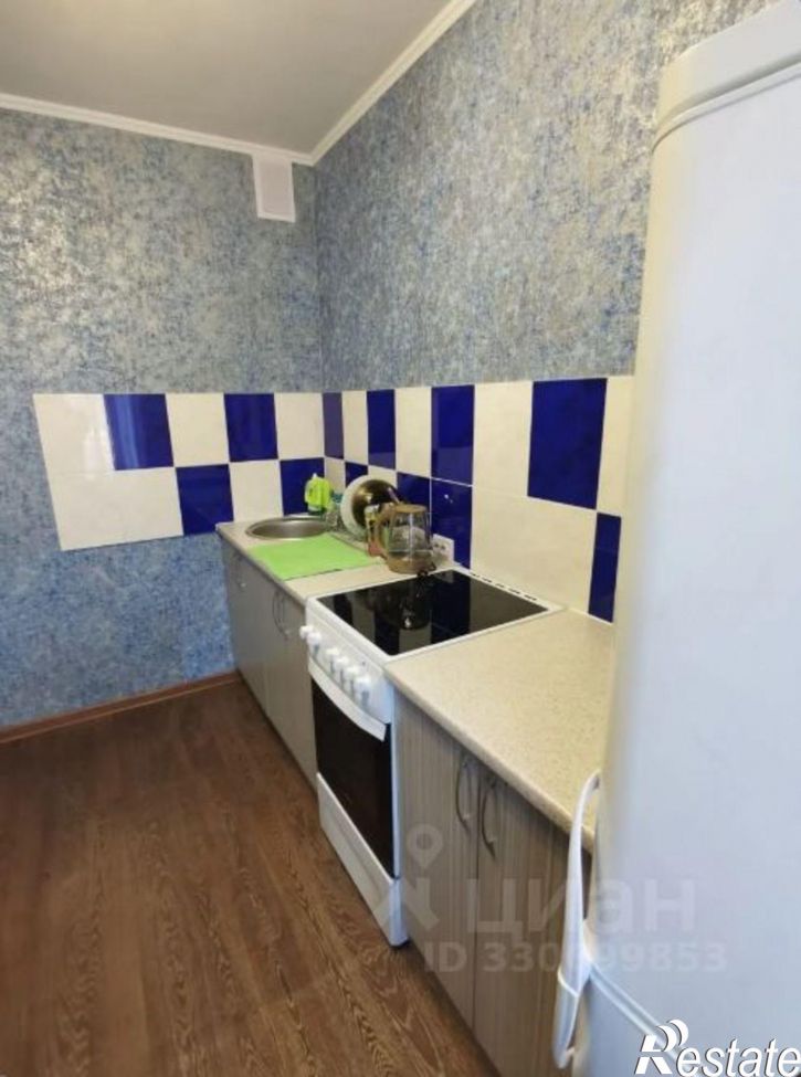 2-комн квартира улица Комарова, 20,  д. 20