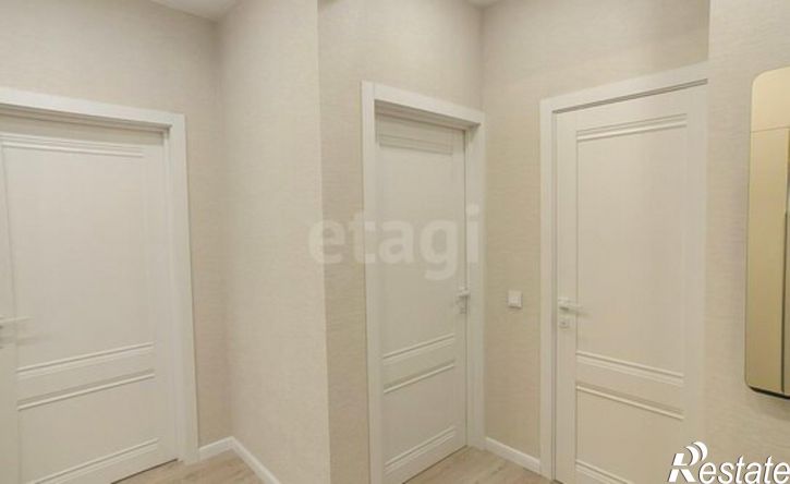 3-комн квартира улица Комарова, 7,  д. 7