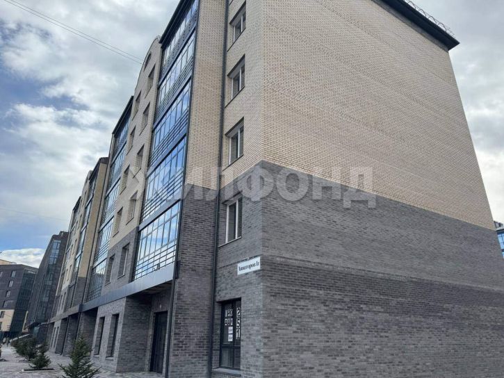 2-комн квартира Авиаторов ул., д.1Г