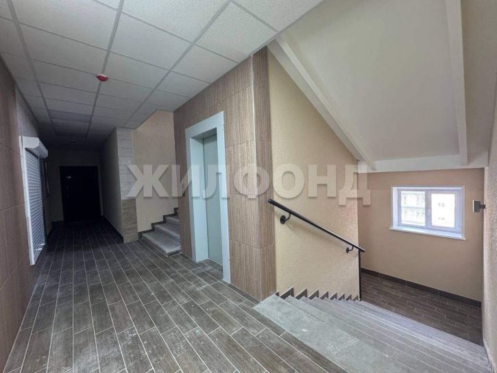 2-комн квартира Авиаторов ул., д.1Г