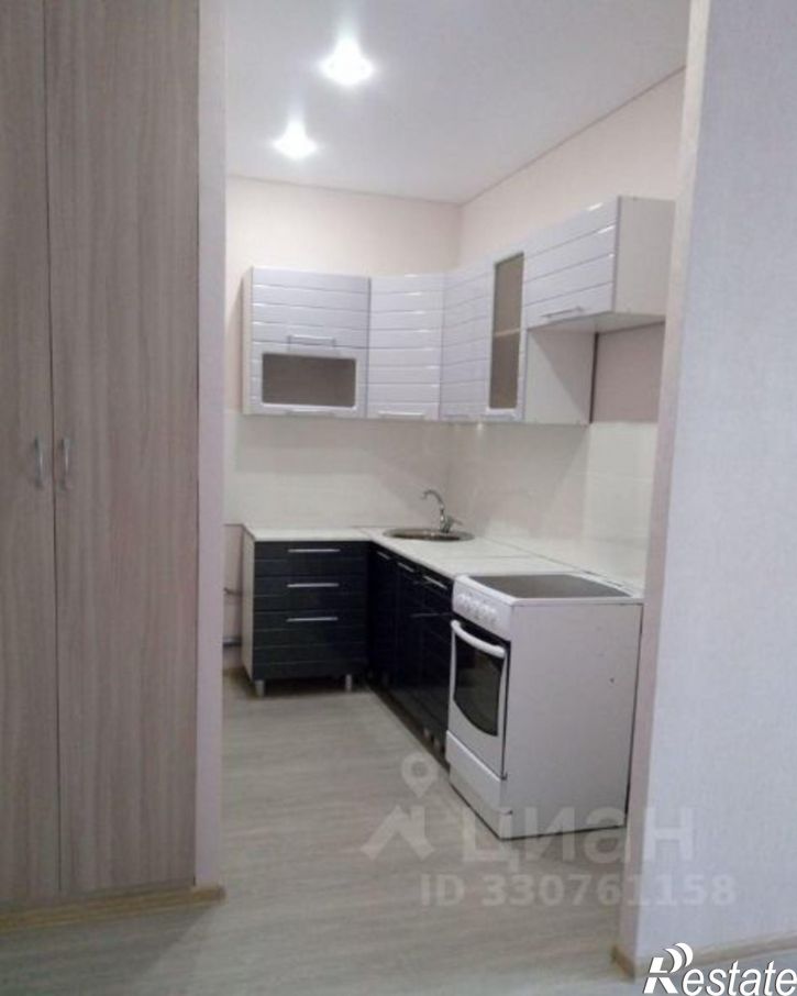 1-комн квартира улица Комарова, 9Б,  д. 9Б