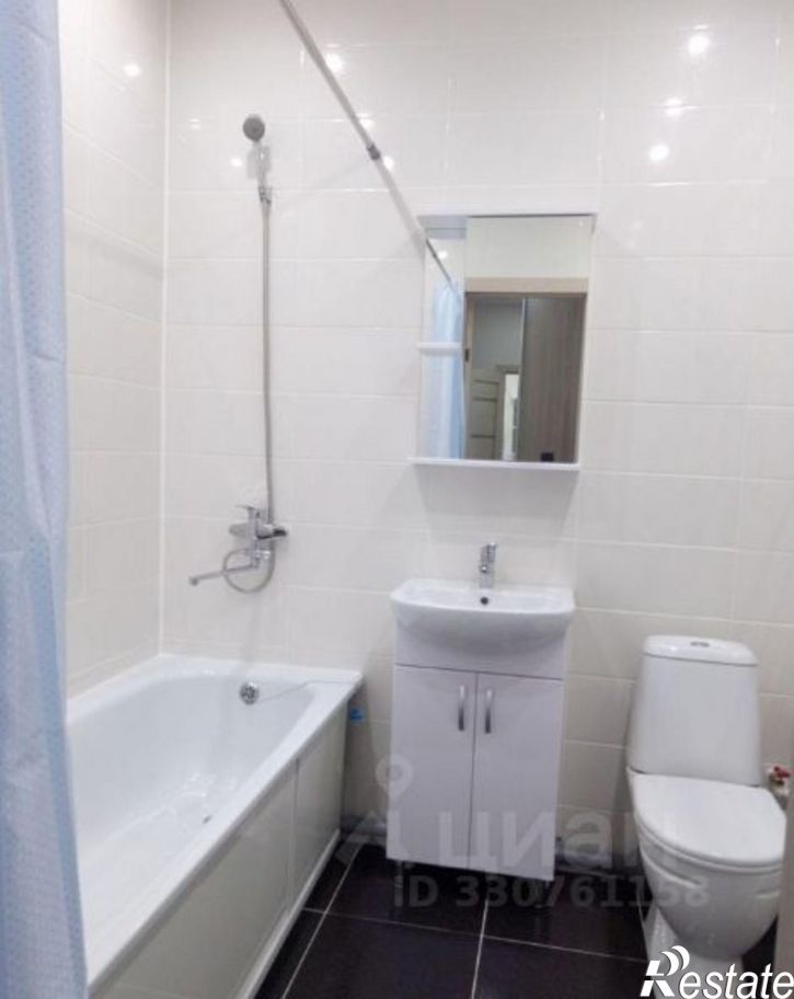 1-комн квартира улица Комарова, 9Б,  д. 9Б