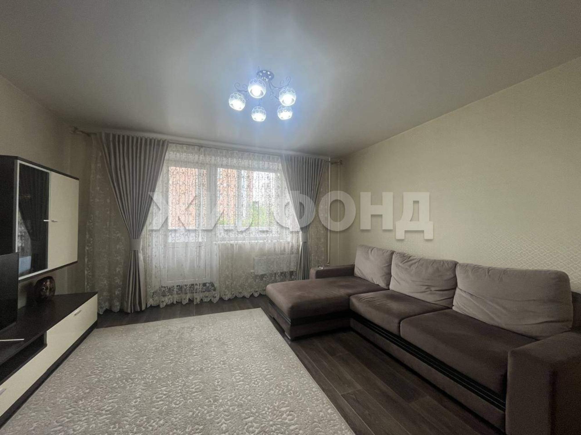 Купить квартиру за 8 549 000 рублей на Крылова ул., д.100
