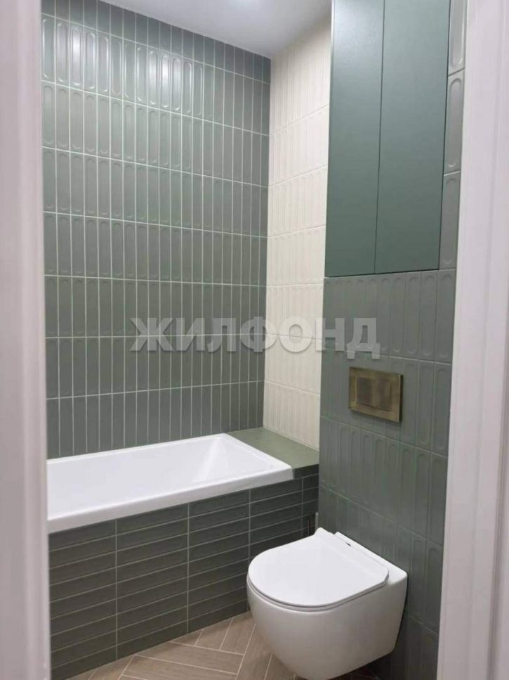 3-комн квартира Комарова ул., д.7