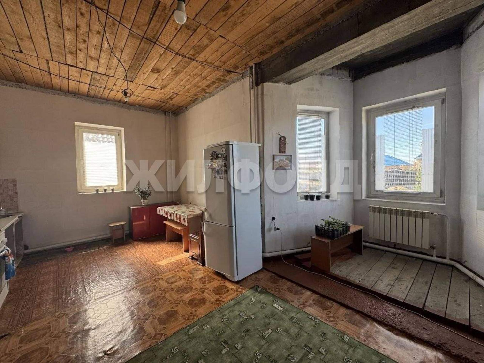 Купить дачу, дом, коттедж за 8 000 000 рублей на Пятая ул.