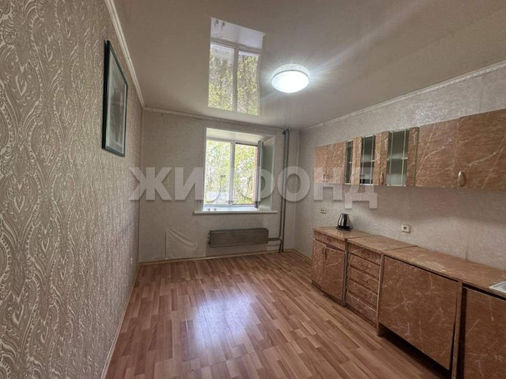 1-комн квартира Пирятинская ул., д.21г