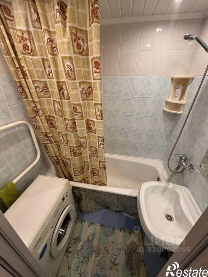 2-комн квартира улица Комарова, 20,  д. 20